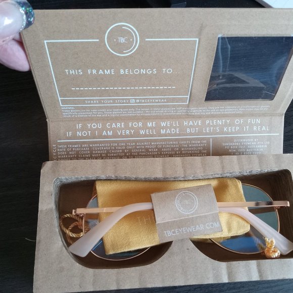 The Book Club Readers +1.50 - Picture 2 of 5